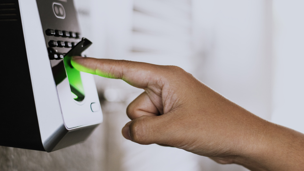 20653220_scanning-finger-coronavirus-contaminated-fingerprint-access-control.jpg 20653220_scanning-finger-coronavirus-contaminated-fingerprint-access-control.jpg